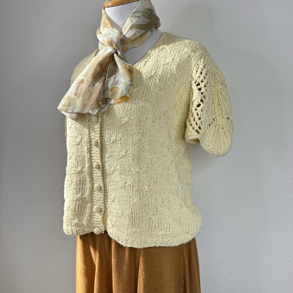 French Countryside Charm Butter Yellow Knit Cardigan Sweater Bows Vintage - Picture 7 of 13